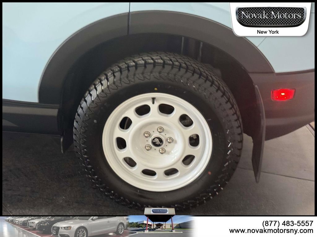 Used 2023 Ford Bronco Sport Heritage Limited AWD/4WD image 7