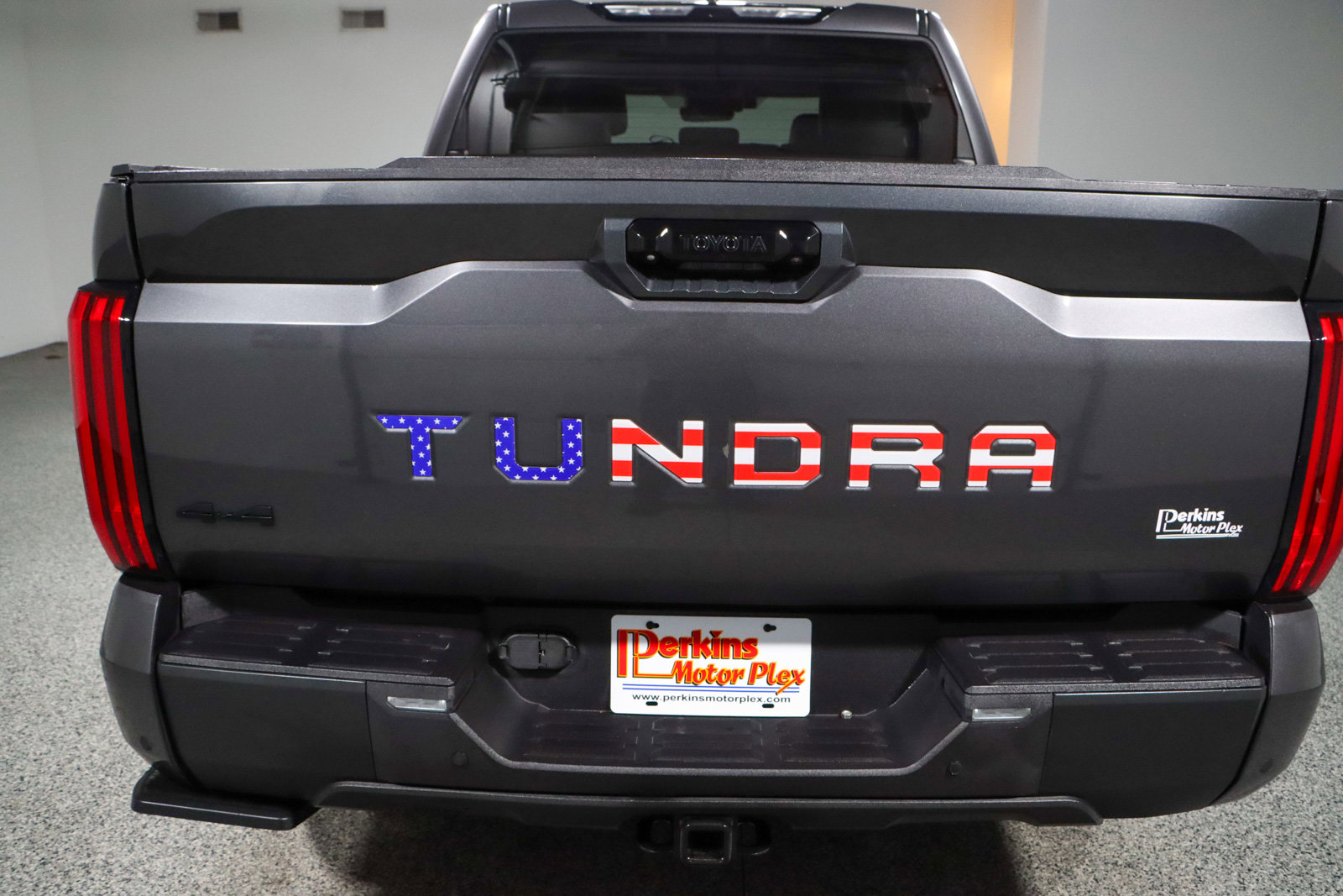Used 2024 Toyota Tundra Limited w/ Nightshade Package AWD/4WD image 9