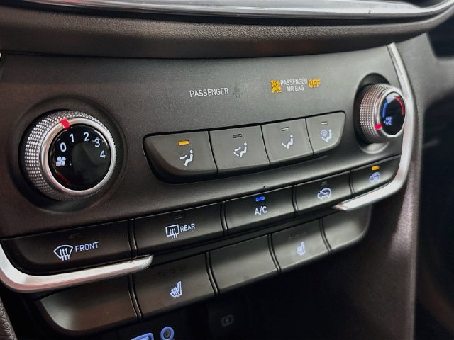 Used 2020 Hyundai Santa Fe SEL AWD/4WD image 16