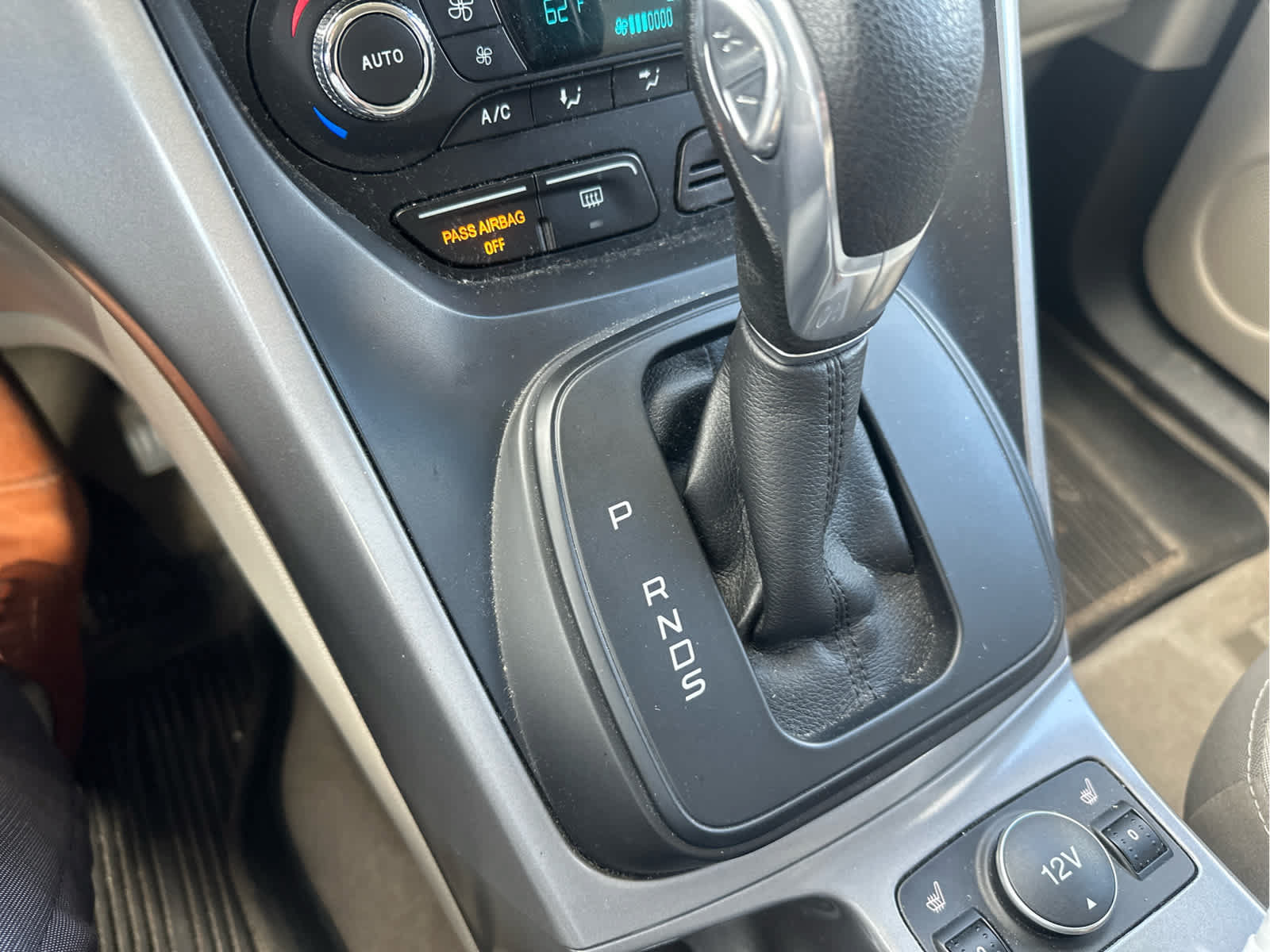 Used 2016 Ford Escape SE w/ Equipment Group 201A AWD/4WD image 18