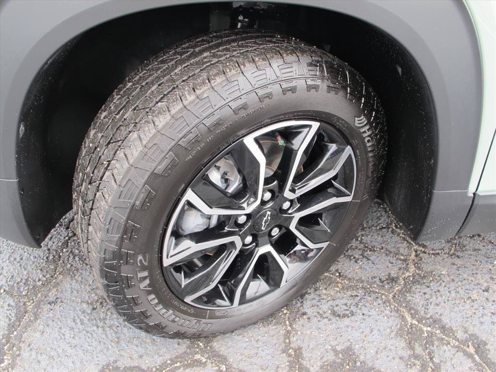 Used 2026 Chevrolet TrailBlazer ACTIV w/ Convenience Package FWD image 18