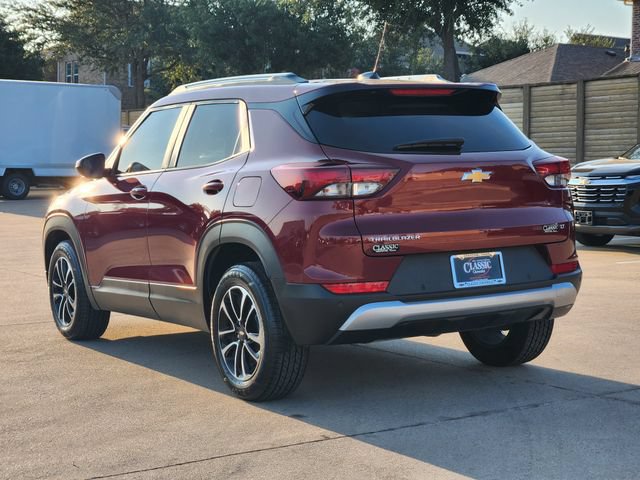 Used 2025 Chevrolet TrailBlazer LT w/ Driver Confidence Package FWD image 6