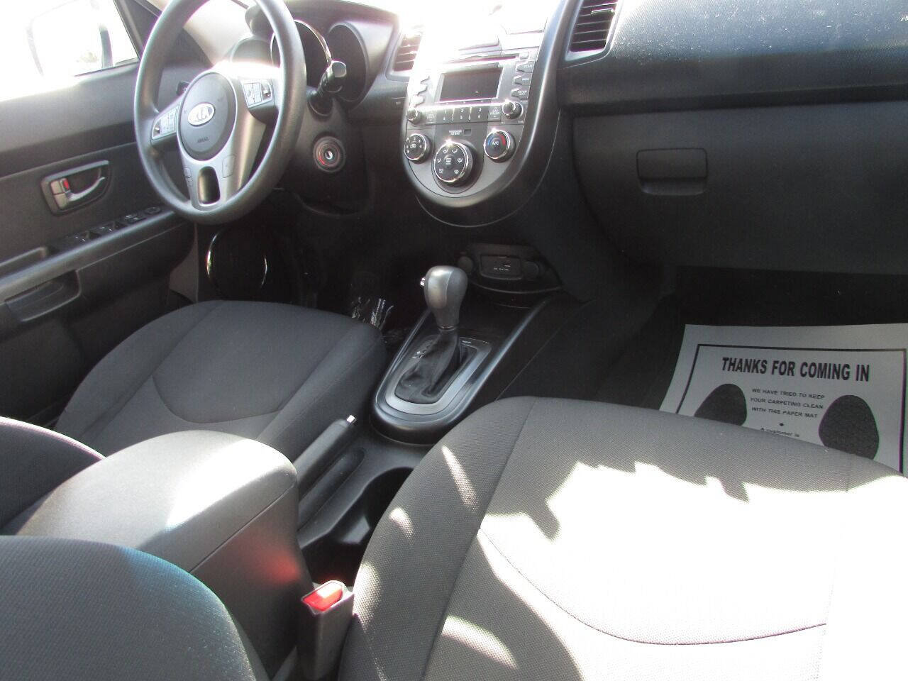 Used 2011 Kia Soul + w/ Audio Pkg FWD image 39