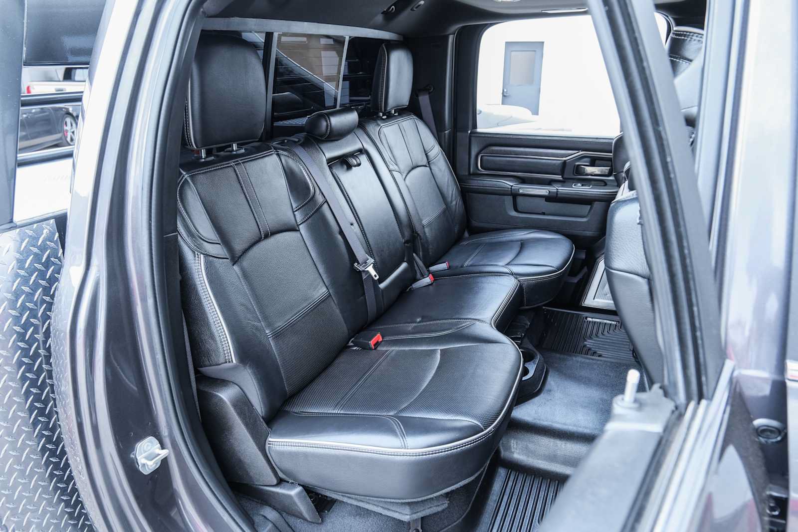 Used 2020 RAM 3500 Limited AWD/4WD image 34