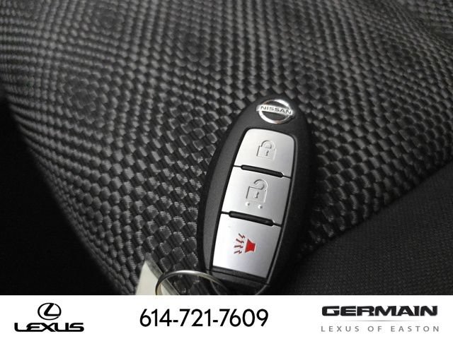 Used 2017 Nissan Rogue Sport SV AWD/4WD image 28