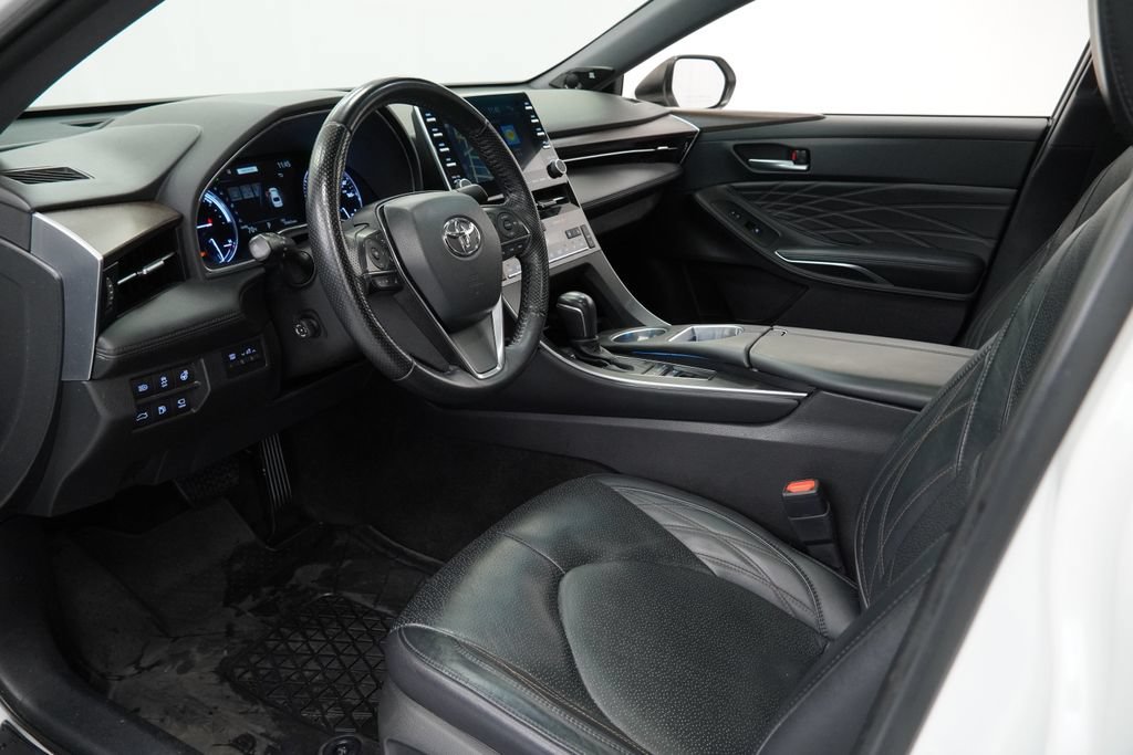 Used 2021 Toyota Avalon Limited w/ Advanced Safety Package FWD image 17
