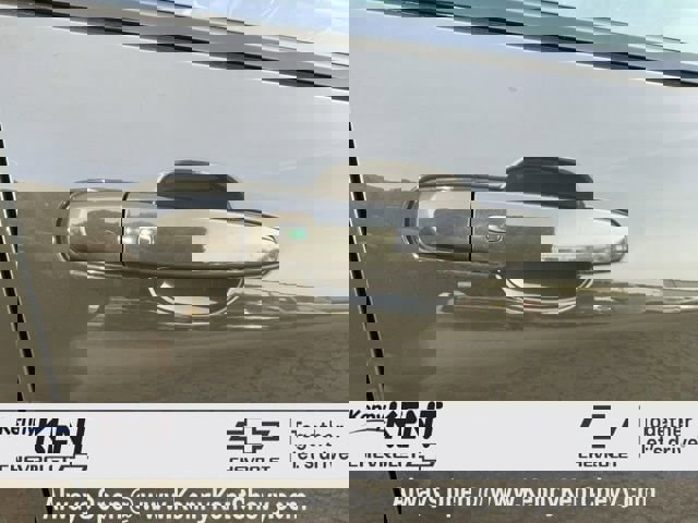 Used 2023 Chevrolet Equinox RS image 16