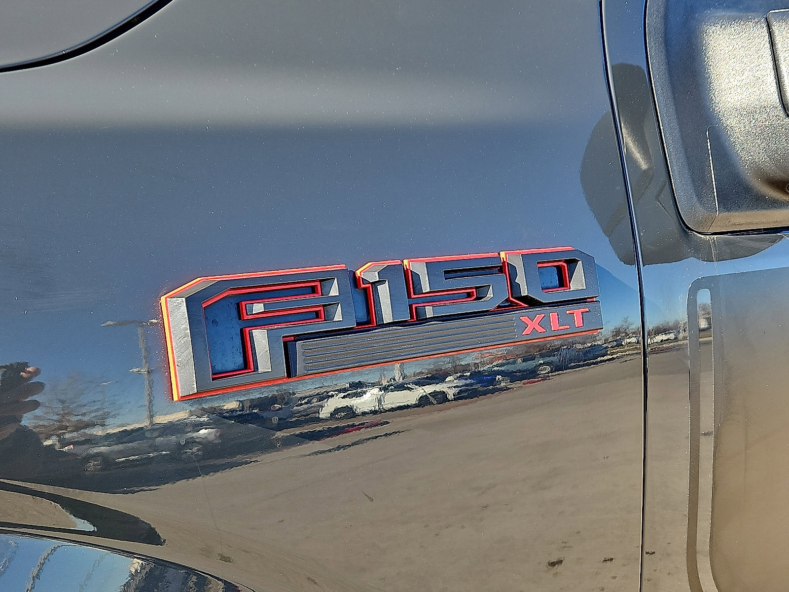 Used 2017 Ford F150 XLT w/ Equipment Group 302A Luxury image 6