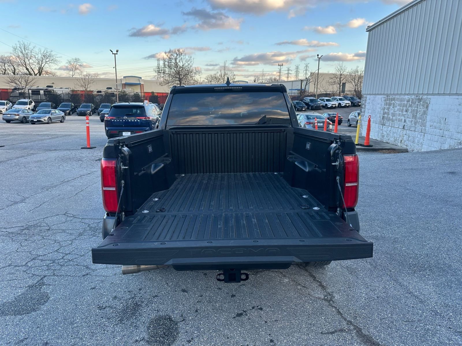 Used 2025 Toyota Tacoma TRD Off-Road image 29
