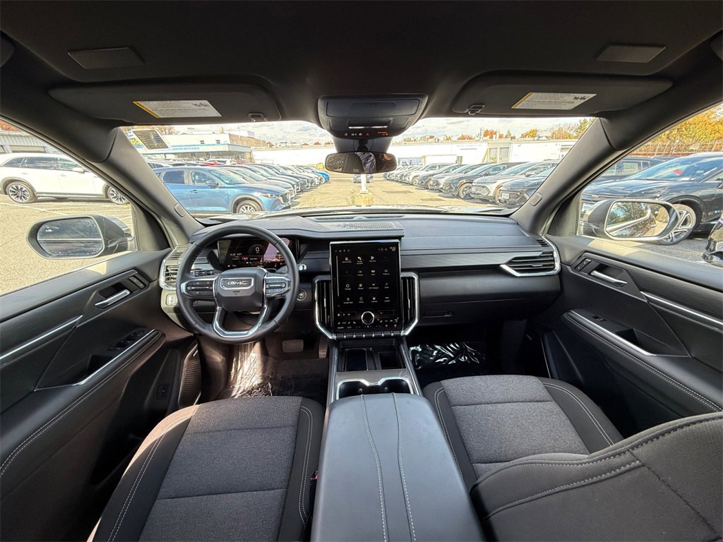 Used 2025 GMC Acadia Elevation image 20