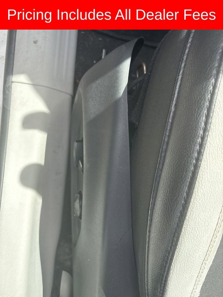 Used 2018 Jeep Compass Latitude w/ Popular Equipment Group FWD image 4