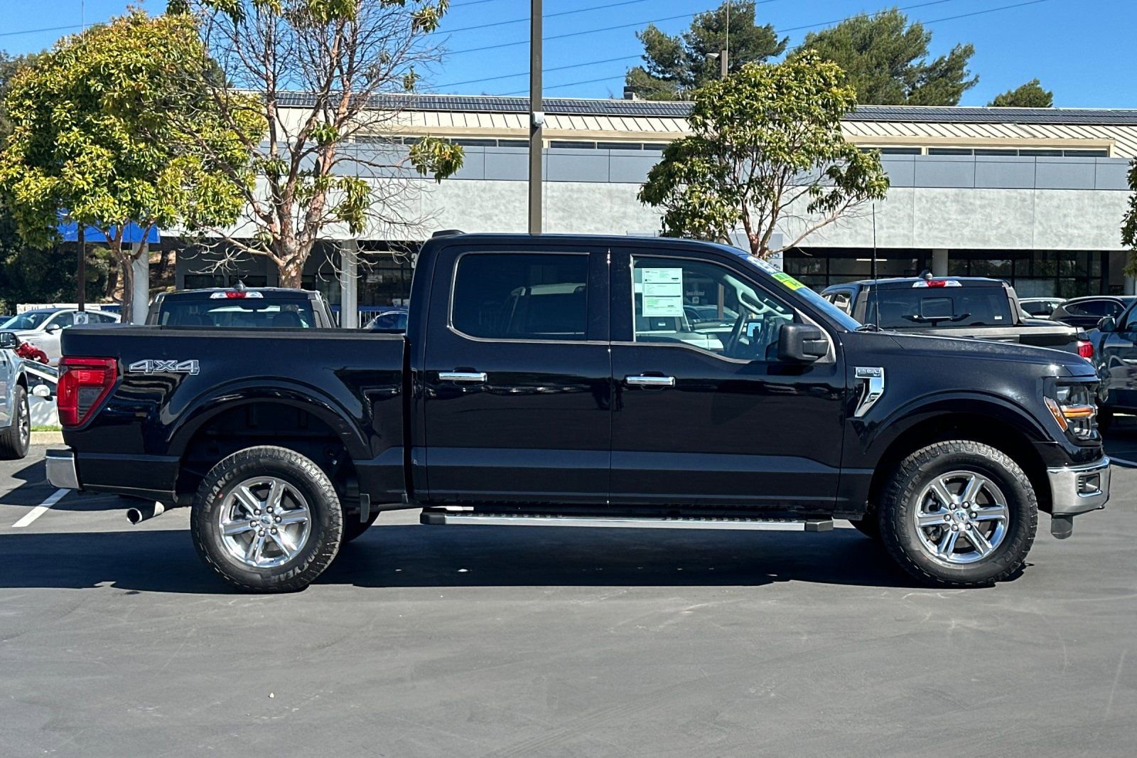 Certified 2025 Ford F150 XLT w/ Equipment Group 301A Standard AWD/4WD video 3