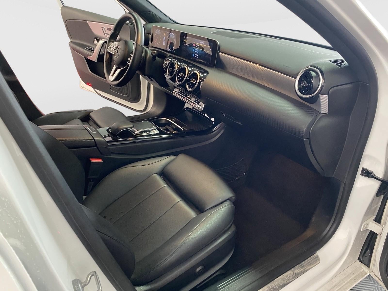 Used 2019 Mercedes-Benz A 220 image 8