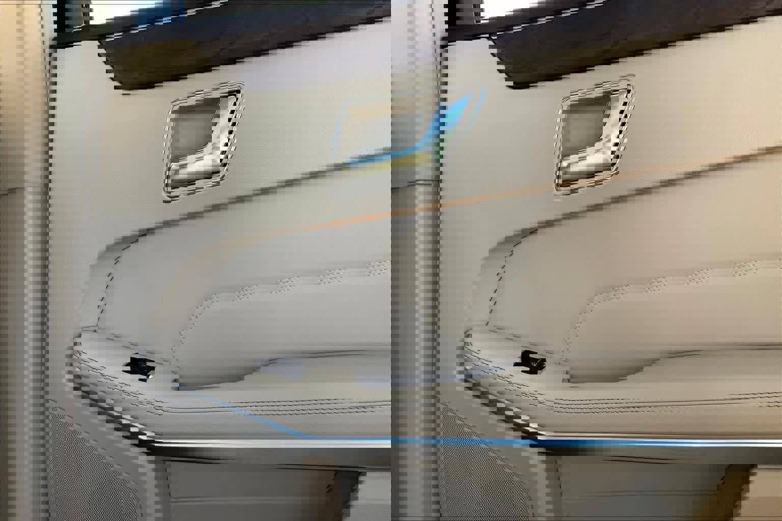 Used 2015 Mercedes-Benz E 350 4MATIC Sedan image 36