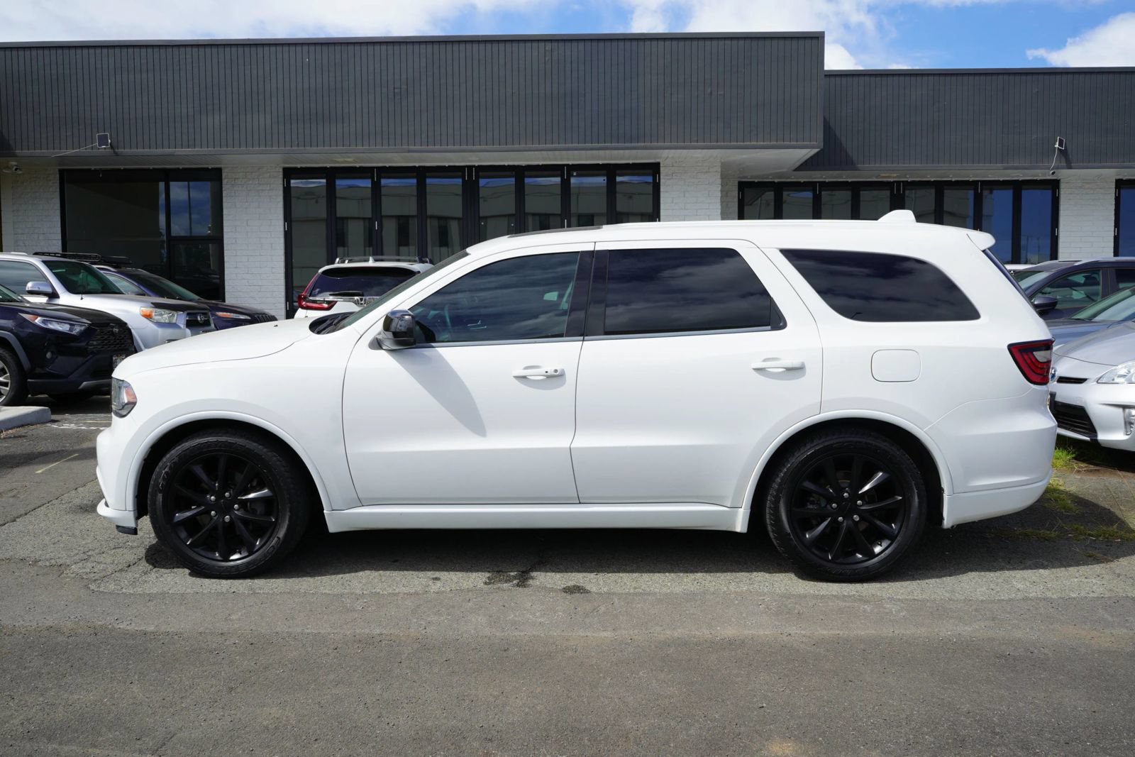 Used 2018 Dodge Durango SXT w/ Quick Order Package 2BB RWD image 2