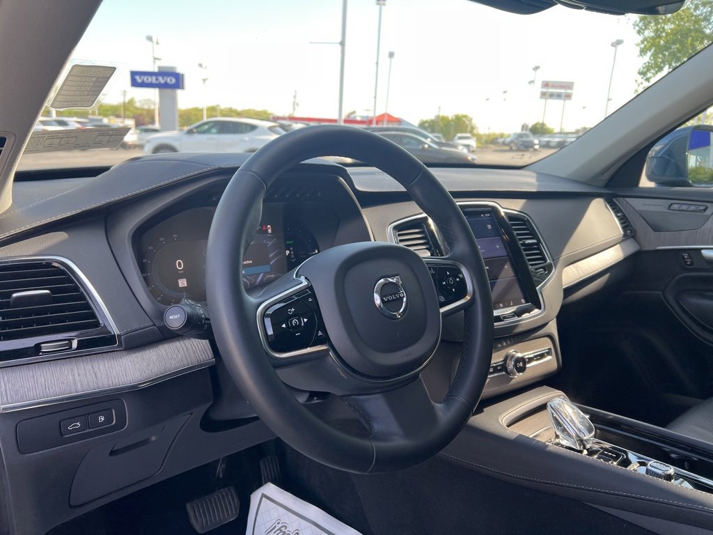 Certified 2023 Volvo XC90 T8 Ultimate w/ Protection Package Premier image 14