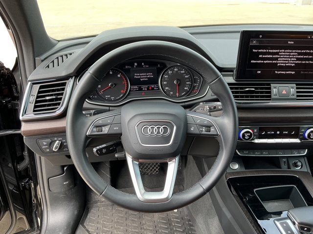 Used 2023 Audi Q5 2.0T Premium image 11