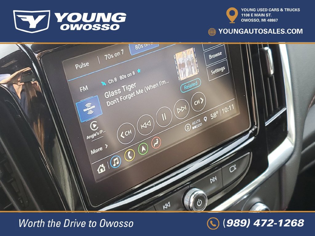 Used 2023 Chevrolet Traverse RS w/ LPO, Floor Liner Package AWD/4WD image 17