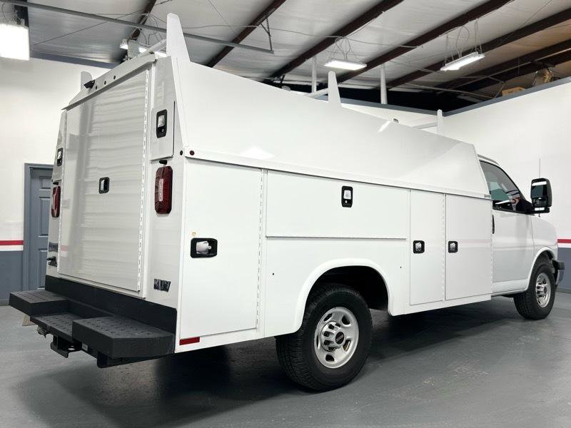 Used 2020 GMC Savana 3500 w/ Power Convenience Package RWD image 11