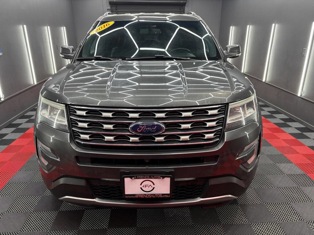 Used 2016 Ford Explorer Limited image 2