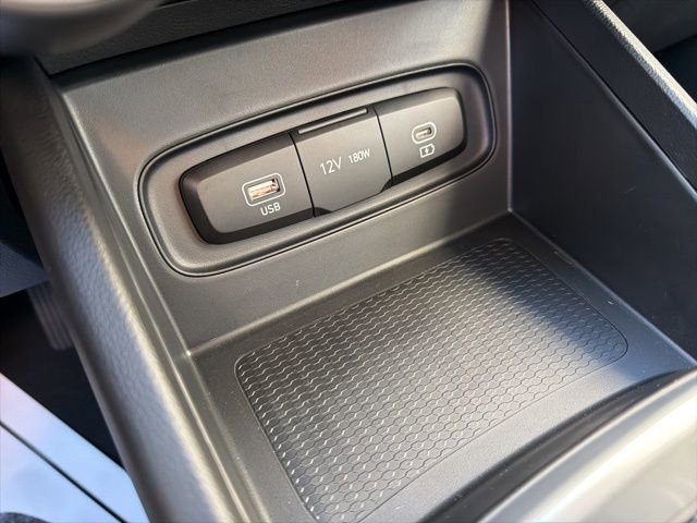 Used 2026 Hyundai Venue SE image 26