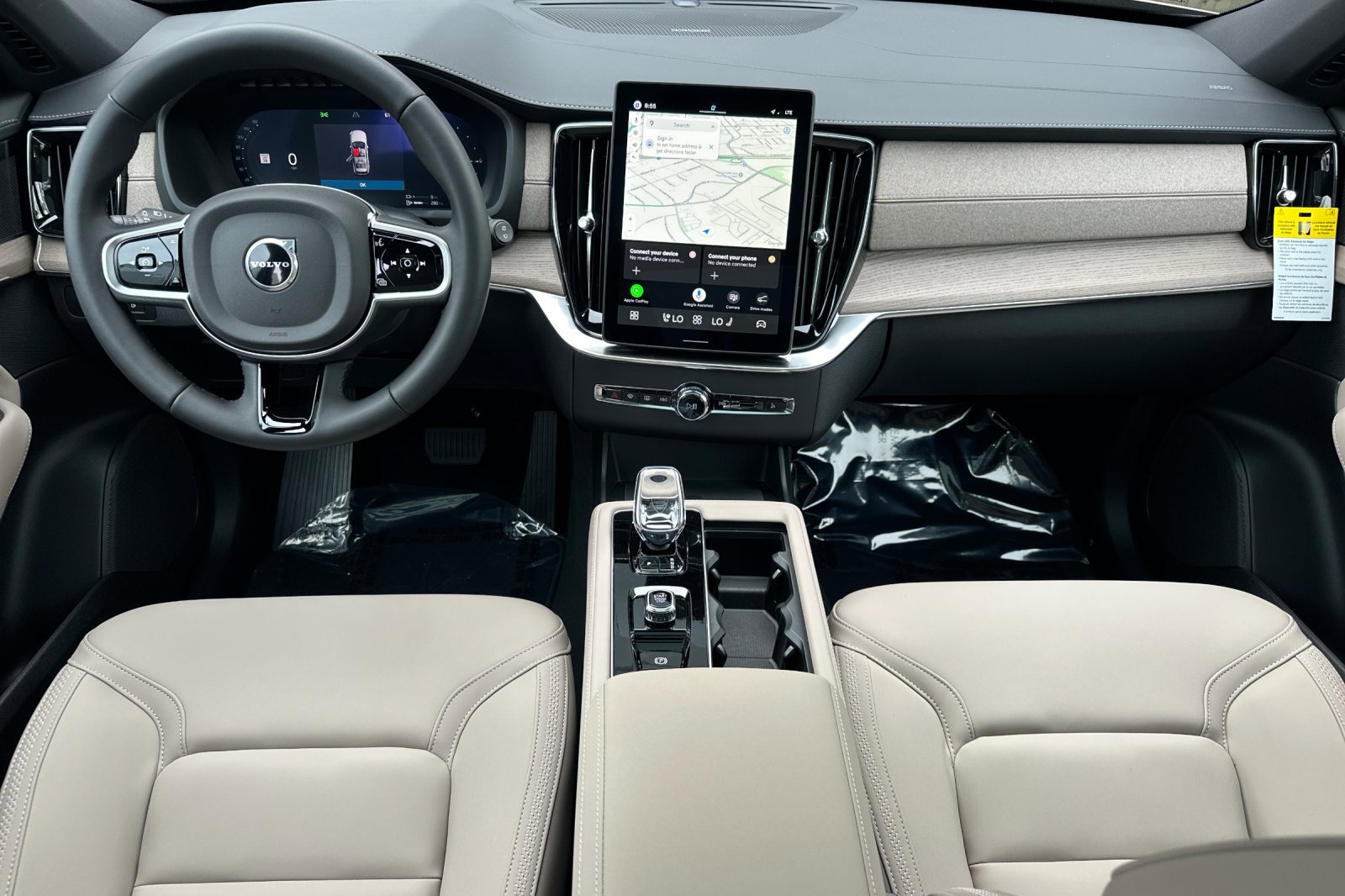 New 2026 Volvo XC90 T8 Plus AWD/4WD image 11