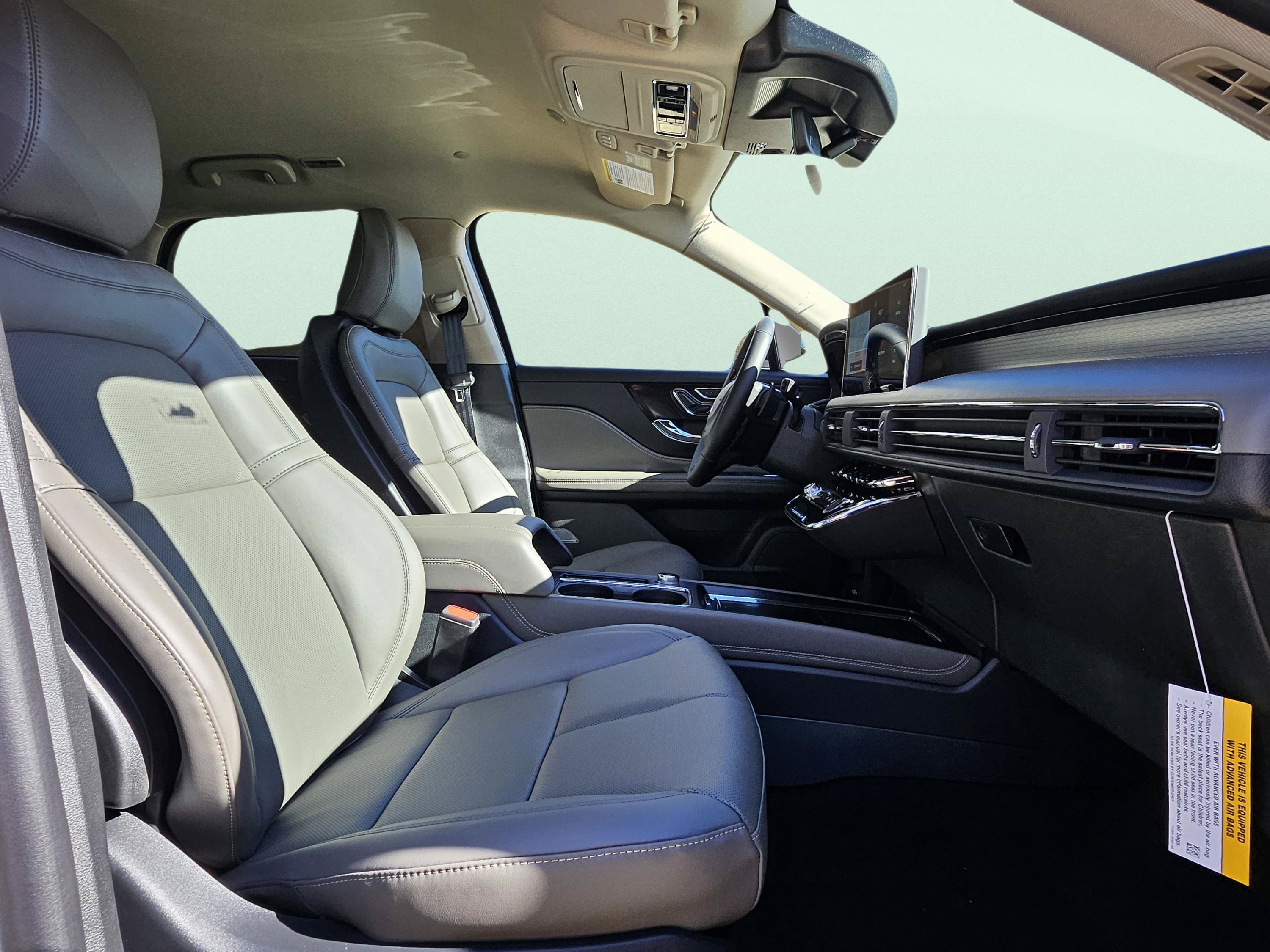 New 2026 Lincoln Corsair Premiere AWD/4WD image 14