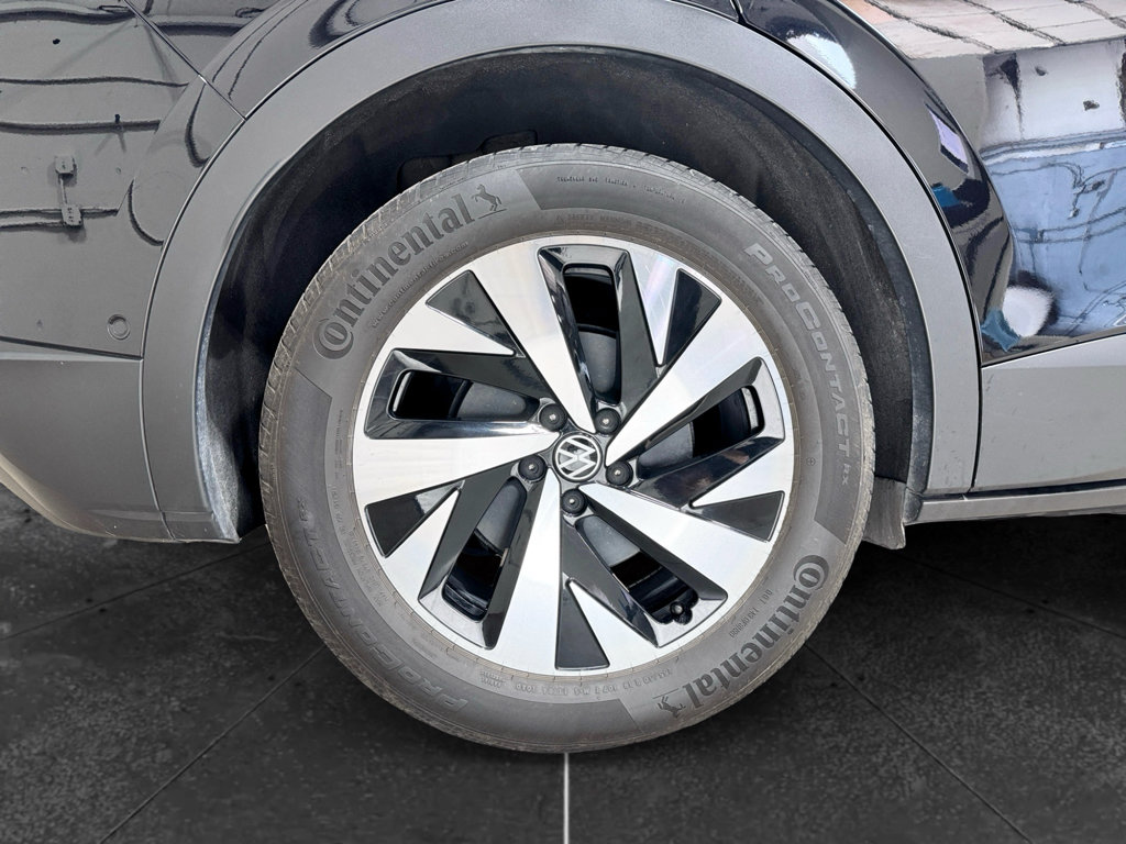 Used 2023 Volkswagen ID.4 Pro AWD/4WD image 35