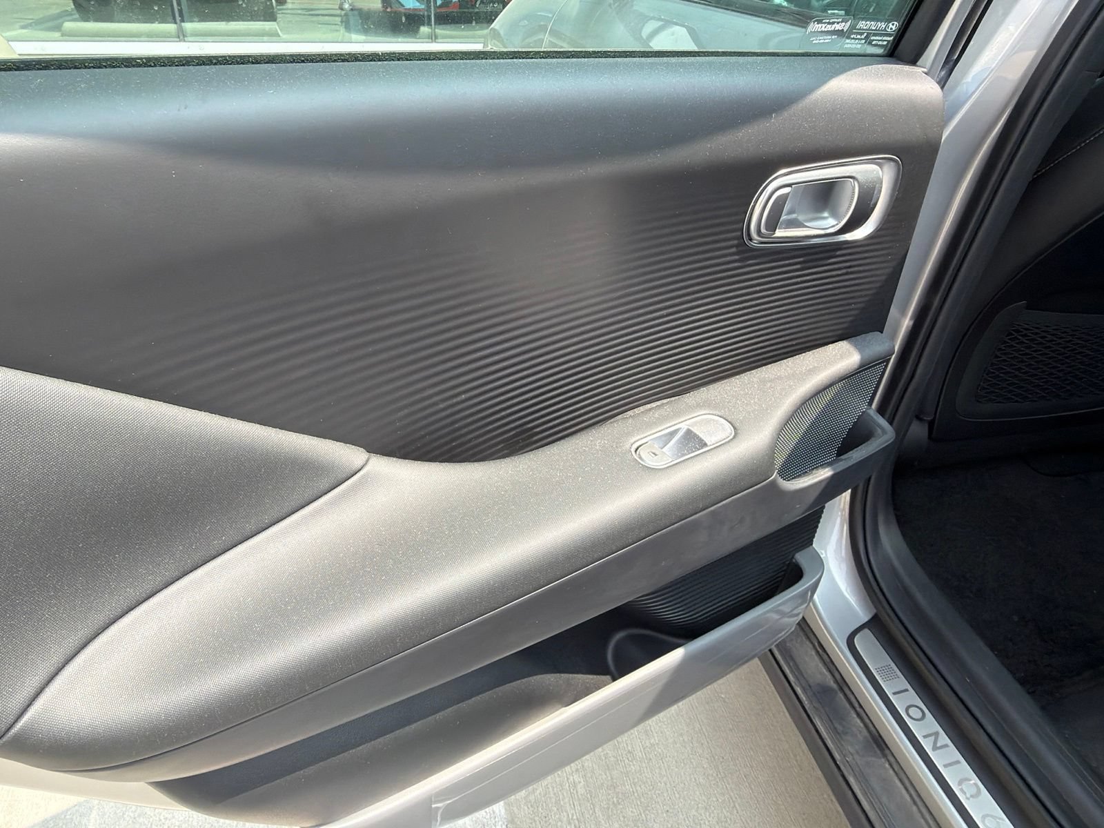 Certified 2023 Hyundai Ioniq 6 Limited RWD image 8