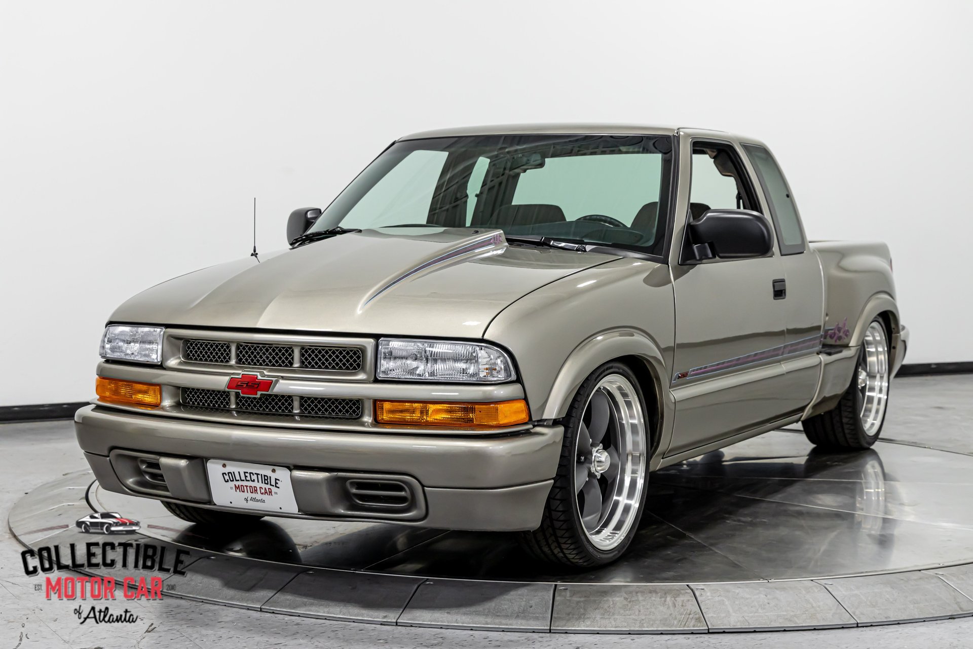 Used 2000 Chevrolet S10 Pickup LS w/ Preferred Equipment Group RWD image 28