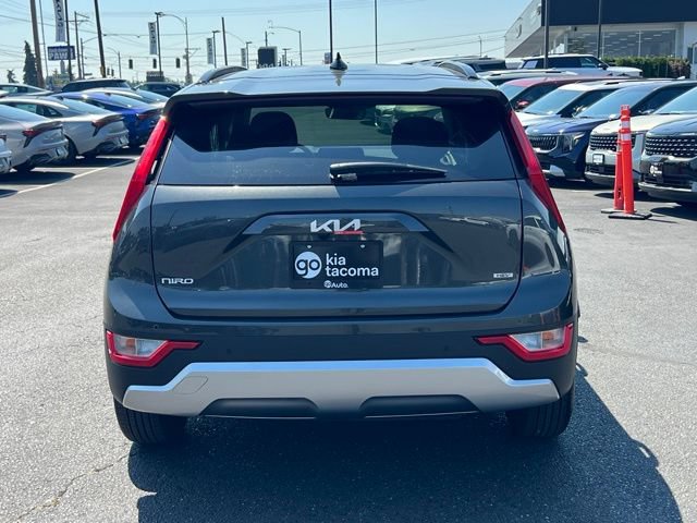 Certified 2026 Kia Niro EX FWD image 10