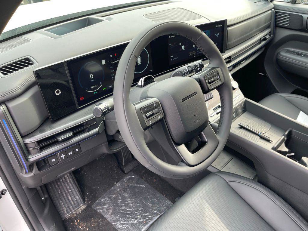 New 2025 Hyundai Santa Fe Calligraphy FWD image 15
