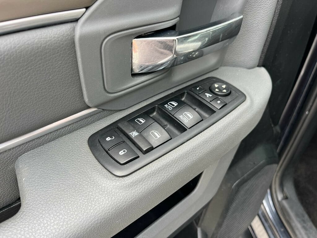 Used 2017 RAM 1500 Big Horn AWD/4WD image 18
