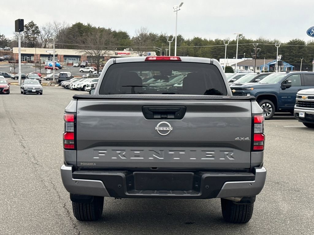 Used 2025 Nissan Frontier SV image 18