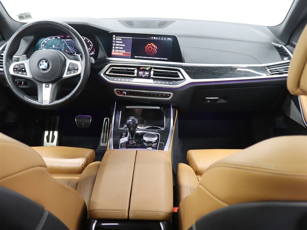 Used 2021 BMW X7 M50i image 24