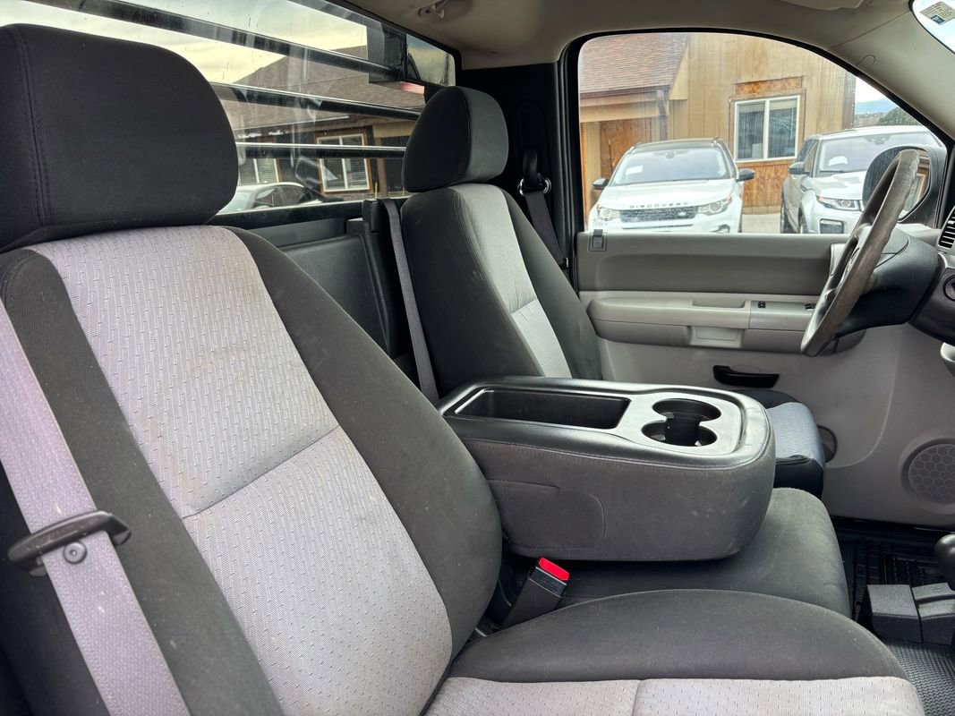 Used 2008 GMC Sierra 3500 W/T w/ Work Truck Preferred Package AWD/4WD image 15