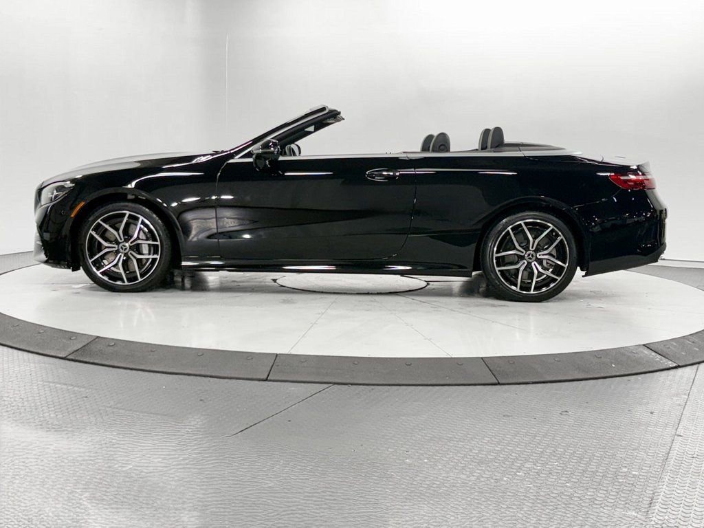 Used 2023 Mercedes-Benz E 450 4MATIC Cabriolet image 5