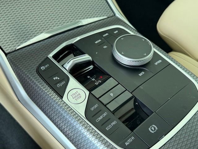 Certified 2025 BMW 330i Sedan w/ Premium Package RWD image 25