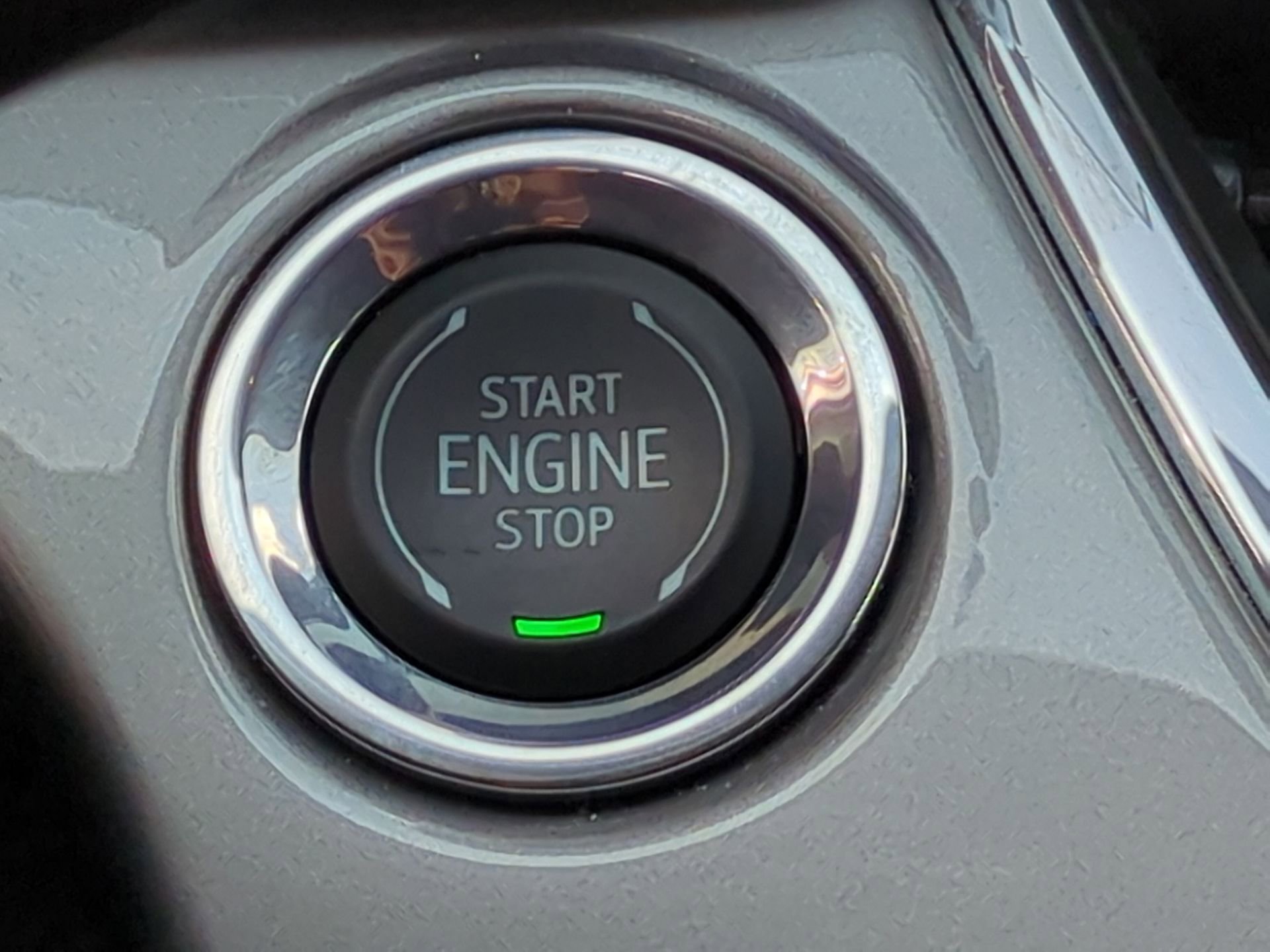 Certified 2024 Chevrolet Trax LT w/ Driver Confidence Package image 17