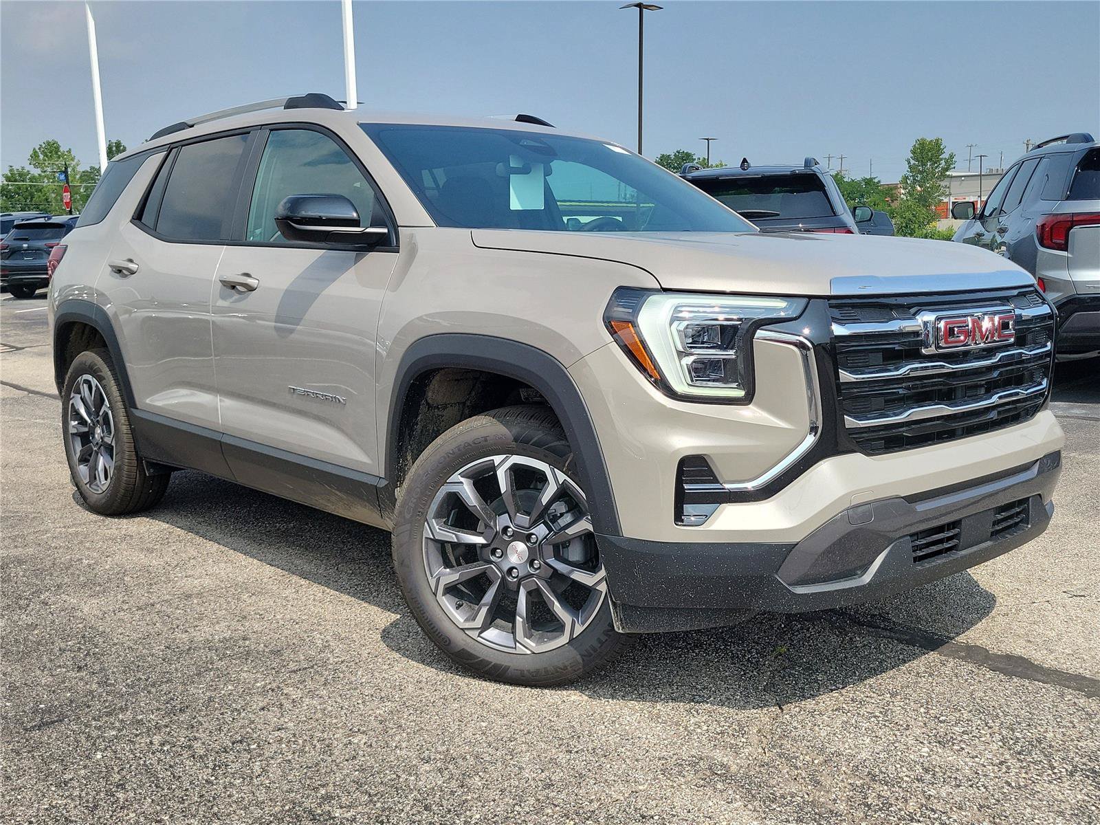 New 2027 GMC Terrain Elevation w/ Elevation Premium Package FWD image 31