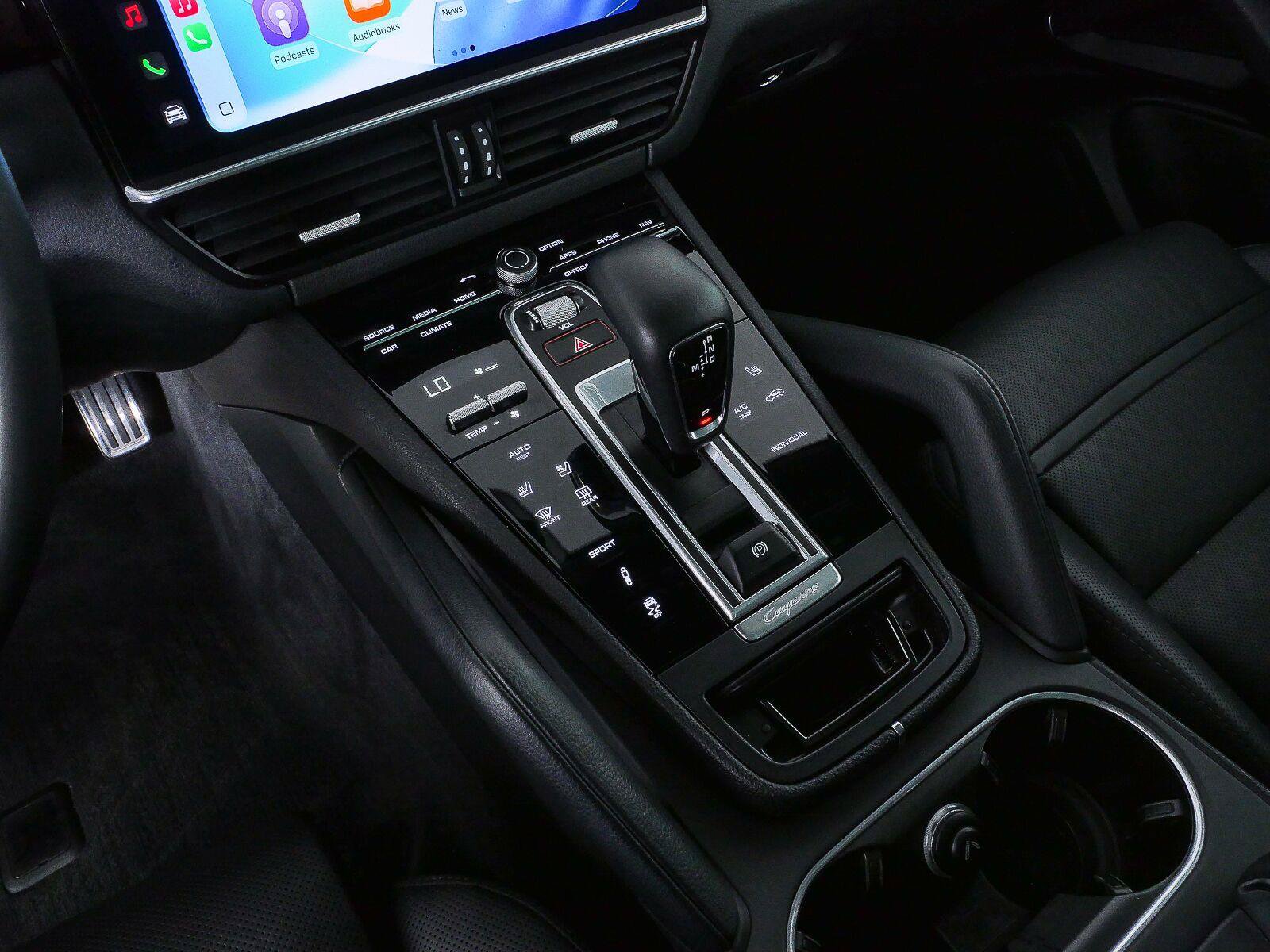 Certified 2022 Porsche Cayenne S Platinum AWD/4WD image 15