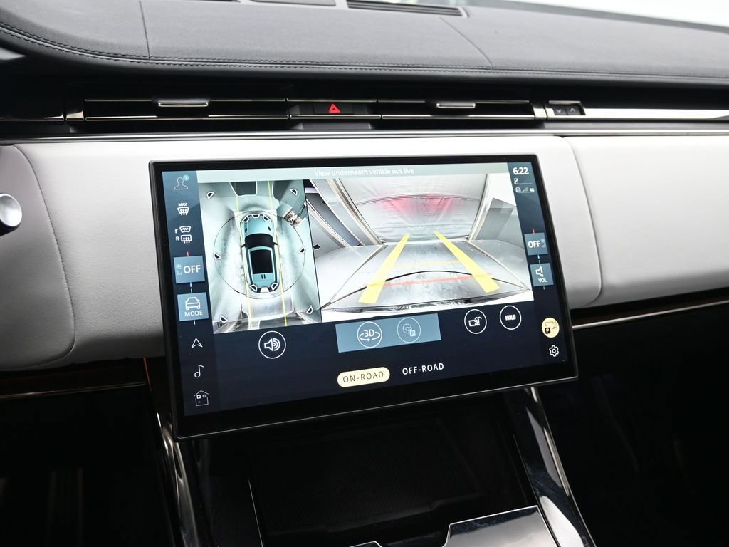 Used 2024 Land Rover Range Rover Sport Dynamic SE image 16