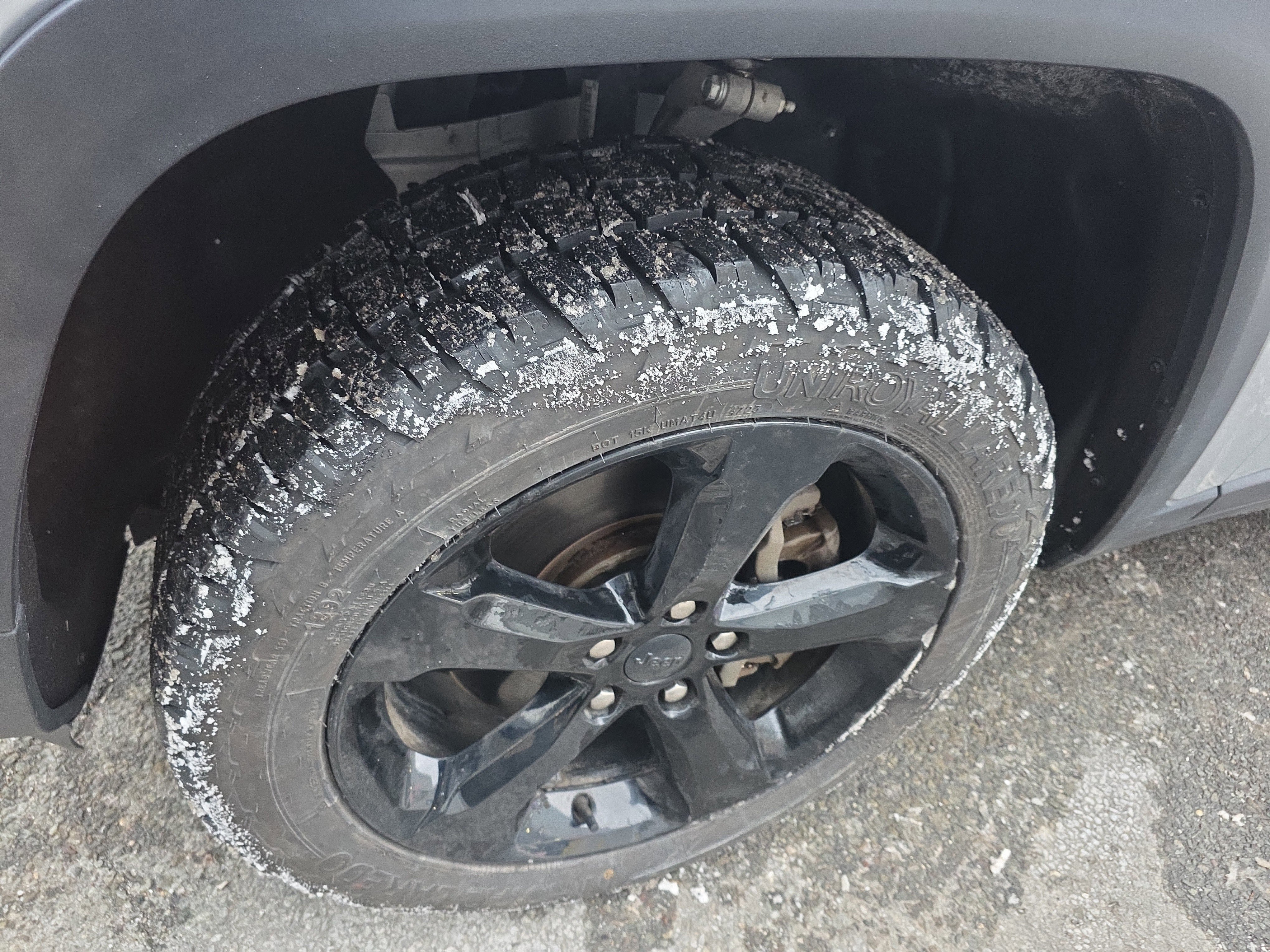 Used 2023 Jeep Grand Cherokee L Laredo image 13