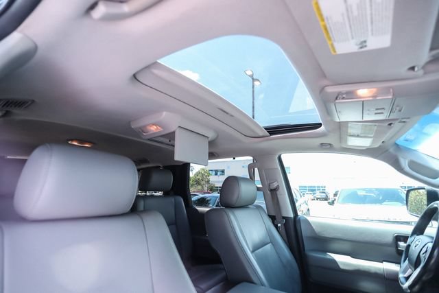 Used 2015 Toyota Sequoia Limited AWD/4WD image 36