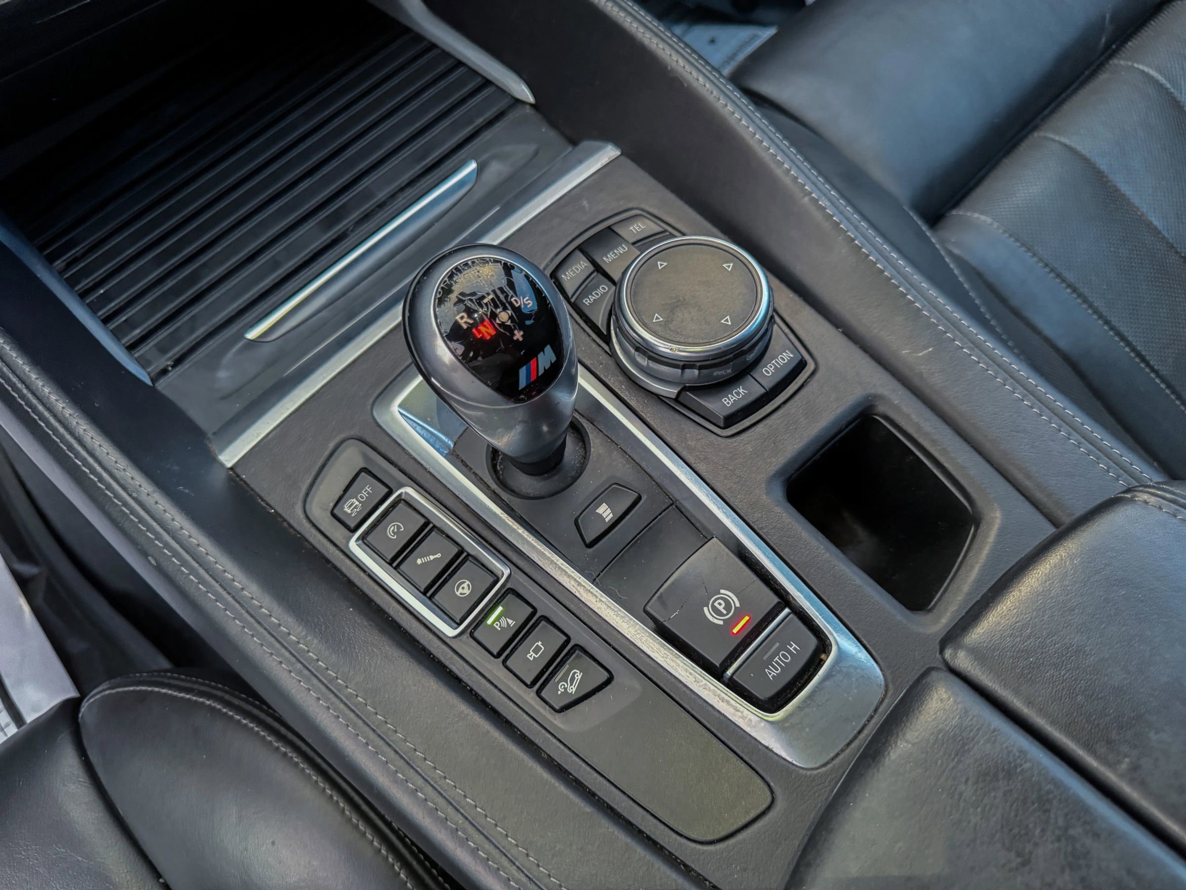 Used 2016 BMW X6 M image 32