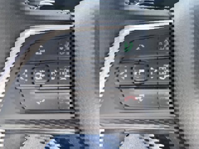 Used 2024 Jeep Grand Cherokee L Laredo image 18