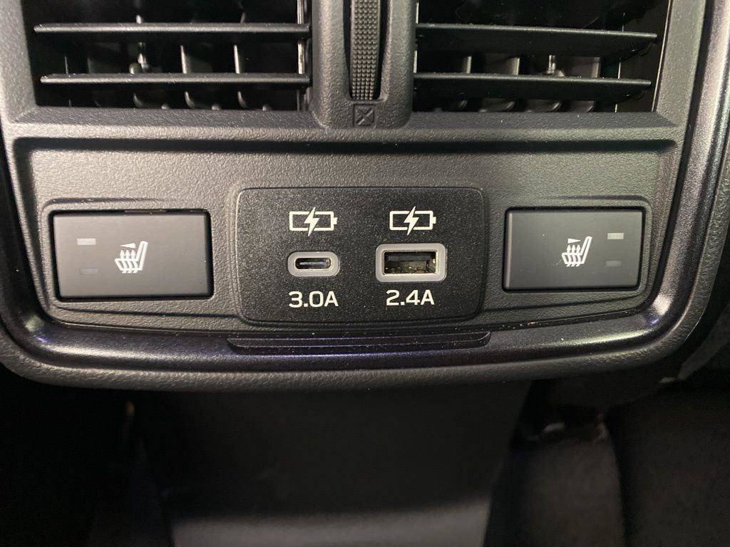 Used 2025 Subaru Forester Touring AWD/4WD image 29