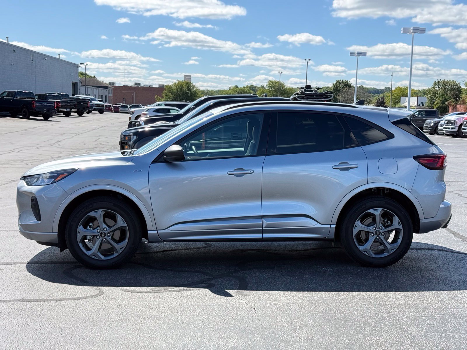 Used 2024 Ford Escape ST-Line w/ Tech Pack #1 AWD/4WD image 7