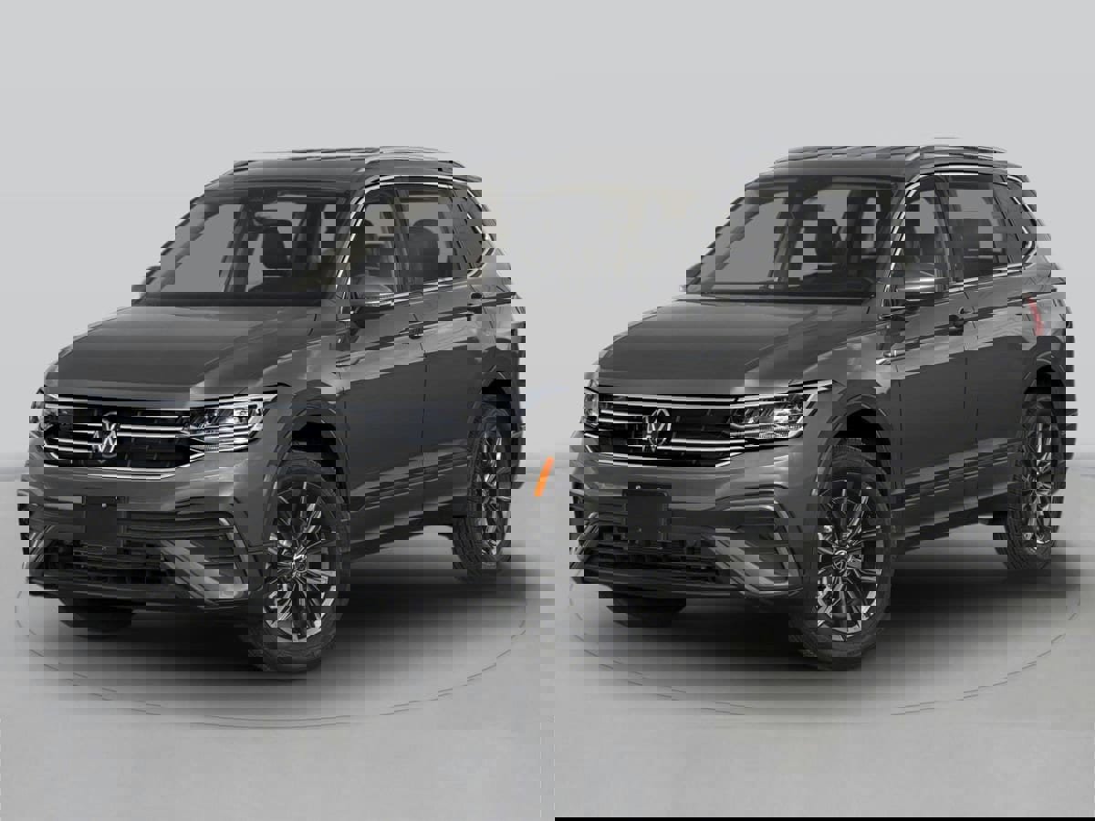 Used 2023 Volkswagen Tiguan S image 1