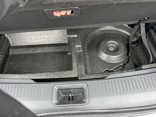 Used 2023 Nissan Ariya AWD image 48